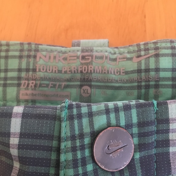 Nike golf shorts - Picture 4 of 4